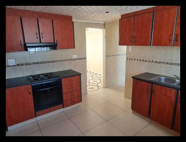 2 BEDROOM PROPERTY TO RENT IN GREENBURY